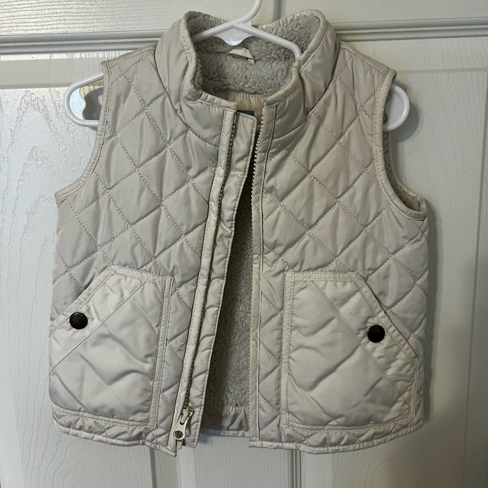 GAP Cream Sherpa-Lined Vest